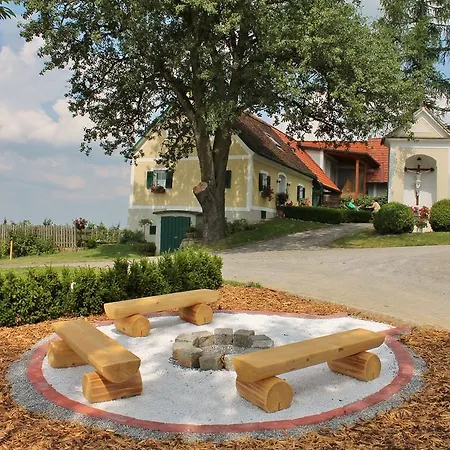 Farm stay Obst & Gastehof Brandl