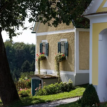 Obst&gästehof Brandl Bauernhof Hartmannsdorf